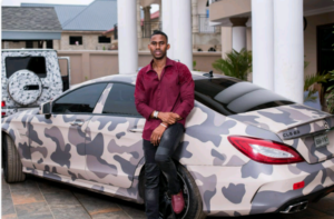 Ibrah Young millionaire gifts trotro passengers free iphones