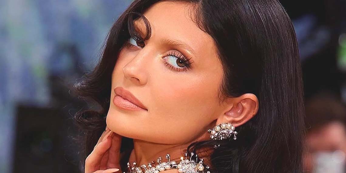 Kylie Jenner Shuts Down Met Gala 2026 Red Carpet in Nude Nipple Dress
